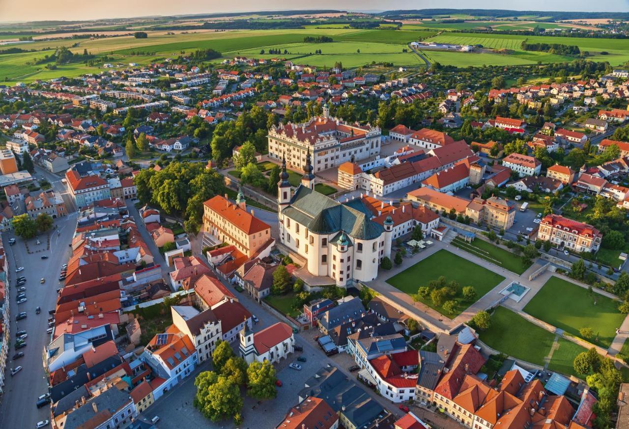 Zamecky Hostel Litomyšl Buitenkant foto