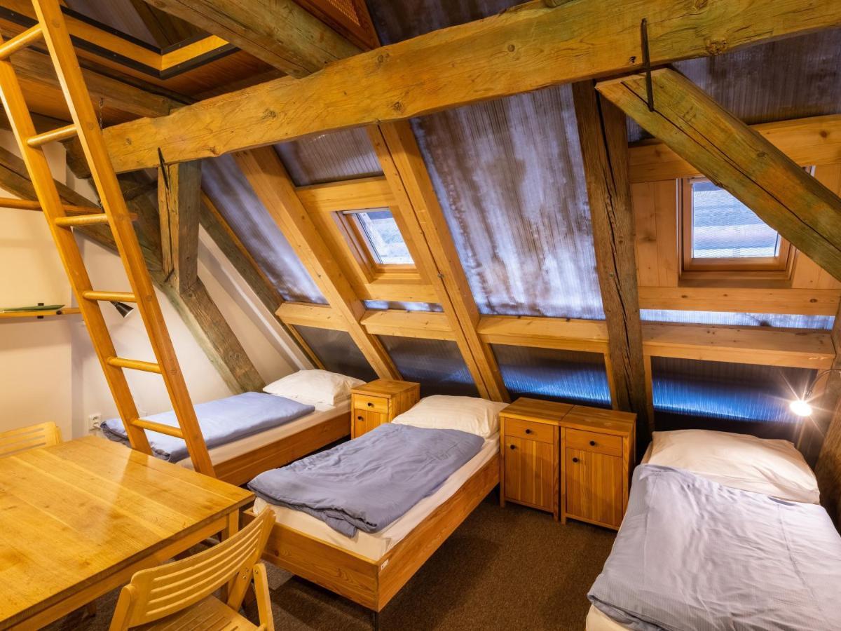Zamecky Hostel Litomyšl Buitenkant foto