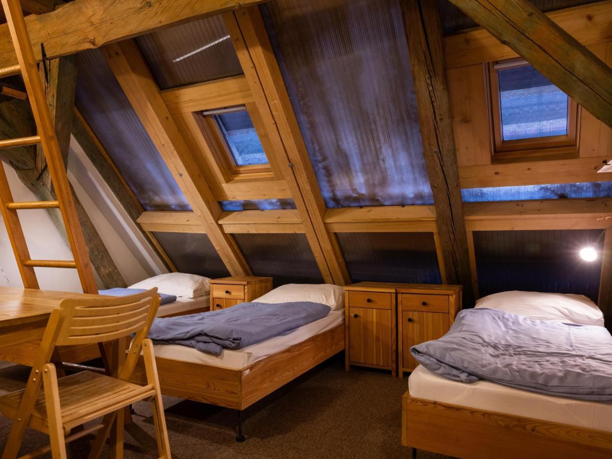 Zamecky Hostel Litomyšl Buitenkant foto